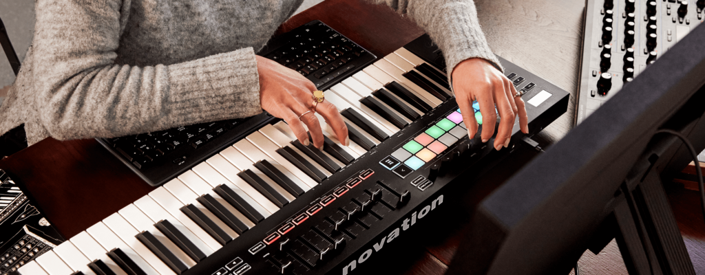 قیمت میدی کنترلر novation launchkey 49